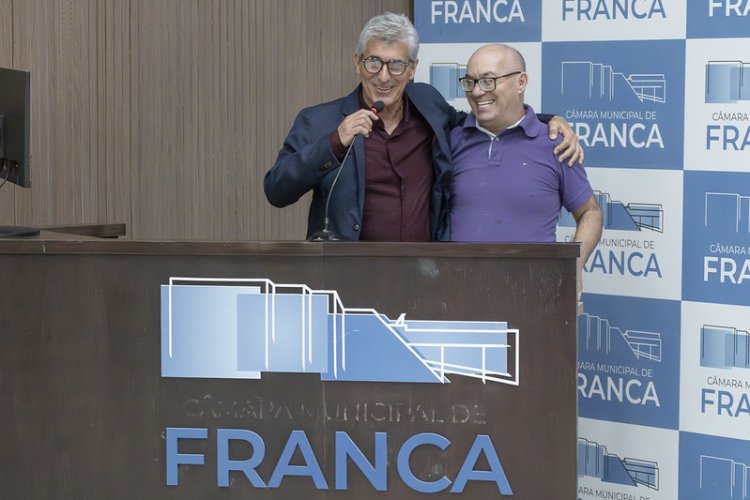 Presidente da FEAPAES-SP, Cristiany de Castro recebe título de Cidadã Francana em reconhecimento à sua trajetória na inclusão