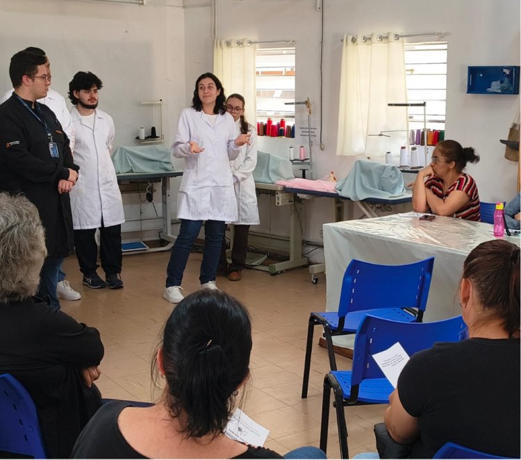 APAE de Mogi das Cruzes realiza palestra sobre descarte correto de medicamentos em parceria com curso de Farmácia da Braz Cubas