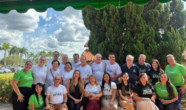 FEAPAES-SP marca presença em evento tradicional na APAE de Itápolis