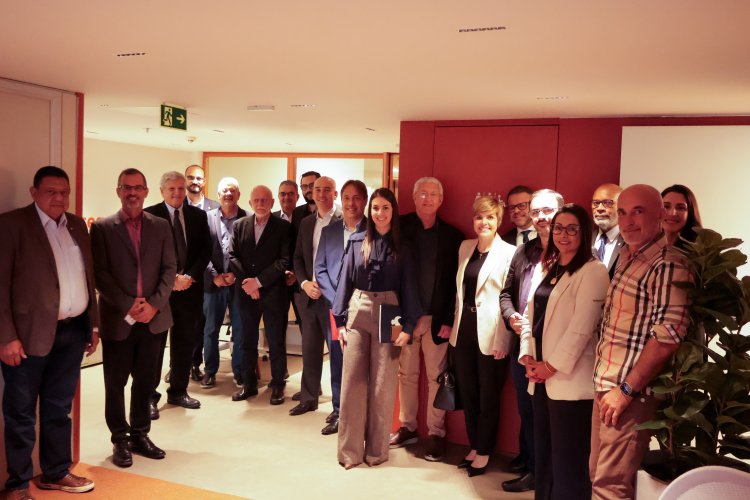 FEAPAES-SP participa de reunião em Brasília sobre impacto da capitalização filantrópica