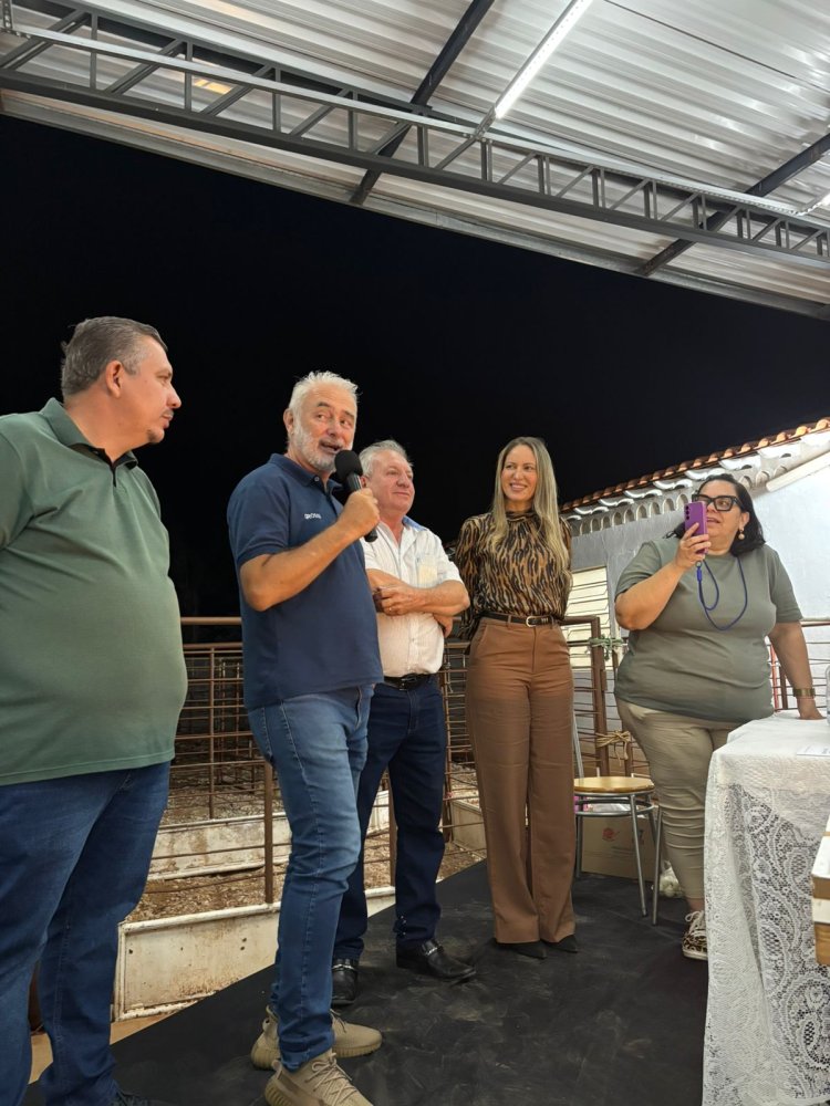 Presidente da FEAPAES-SP presente no 23º Leilão Festa da APAE de Santo Antônio da Posse
