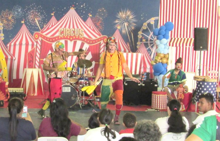 Dia do Circo: Grupo Rosa dos Ventos se apresenta na APAE de Rancharia