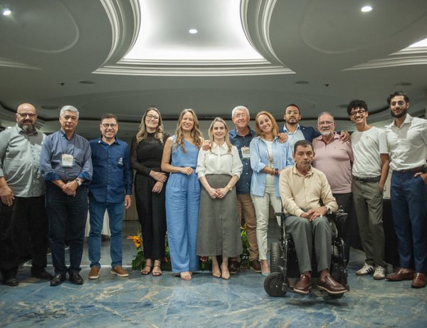 Presidente da FEAPAES-SP participa de reunião estratégica da Diretoria Executiva e Conselhos da APAE Brasil