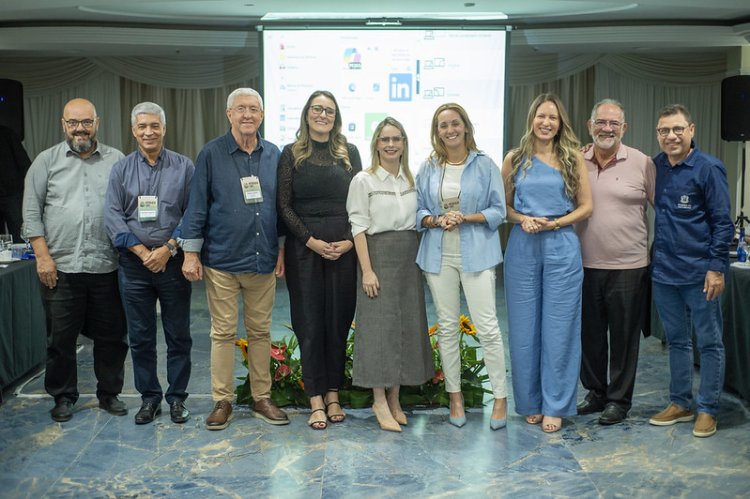 Presidente da FEAPAES-SP participa de reunião estratégica da Diretoria Executiva e Conselhos da APAE Brasil