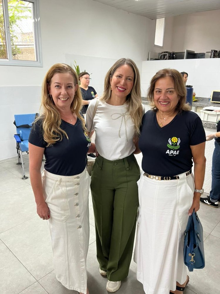 Famílias ganham protagonismo em evento da APAE de Salto com presença da presidente da FEAPAES-SP