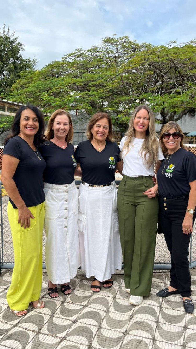 Famílias ganham protagonismo em evento da APAE de Salto com presença da presidente da FEAPAES-SP