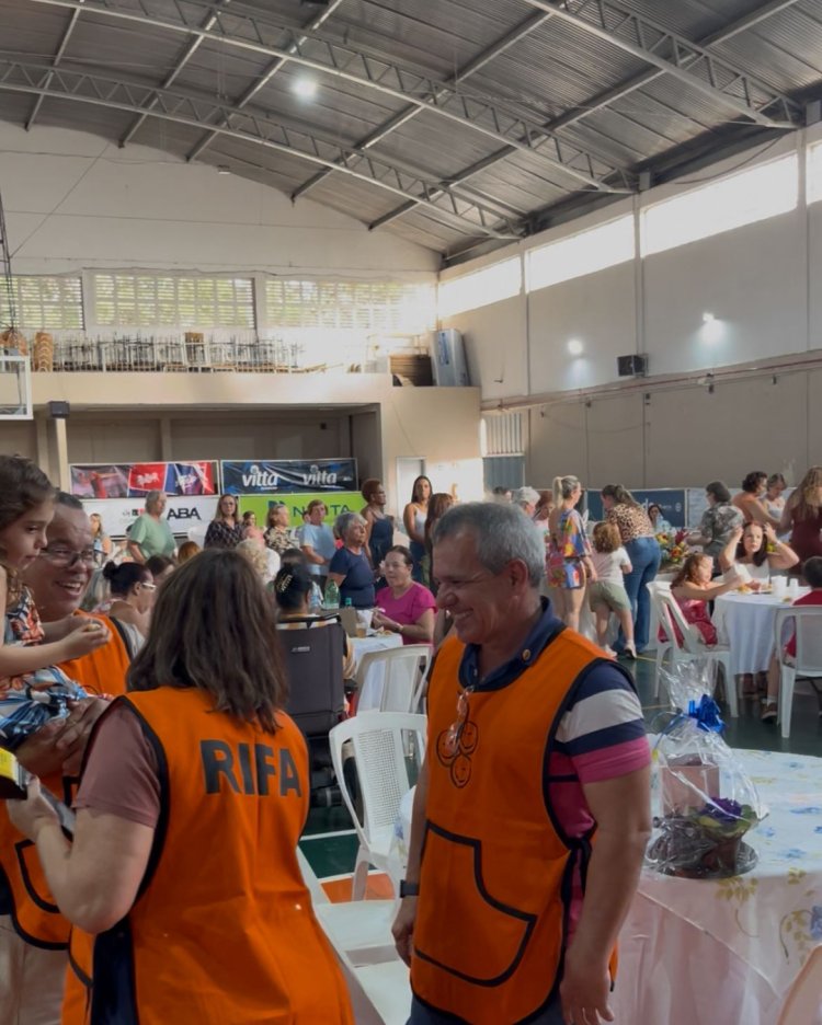 Acolhimento, inclusão e reconhecimento marcam encontro na APAE de Araraquara com participação da presidente da FEAPAES-SP