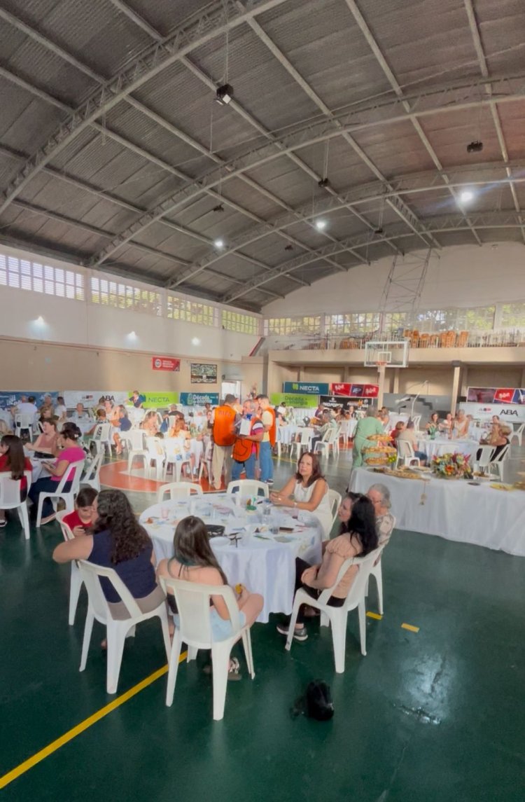 Acolhimento, inclusão e reconhecimento marcam encontro na APAE de Araraquara com participação da presidente da FEAPAES-SP