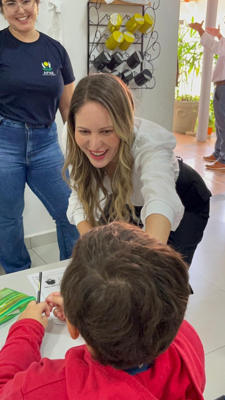 Famílias e fortalecimento da rede ganham protagonismo em encontro da FEAPAES-SP em Patrocínio Paulista