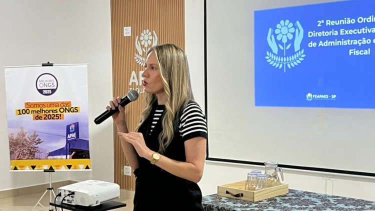 Na APAE de Taquarituba, Dra. Cristiany impulsiona união da Rede Apae em defesa das famílias