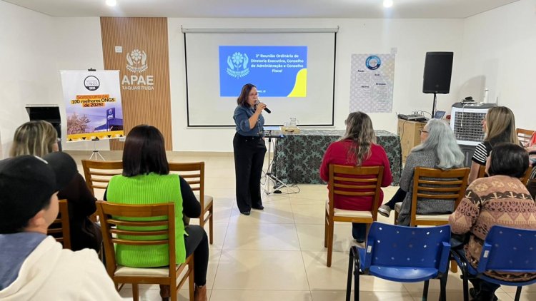 Na APAE de Taquarituba, Dra. Cristiany impulsiona união da Rede Apae em defesa das famílias