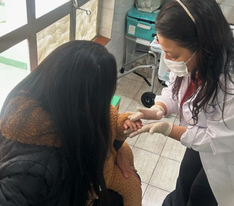 Roda de conversa na APAE de Mogi orienta famílias sobre saúde bucal de crianças atípicas