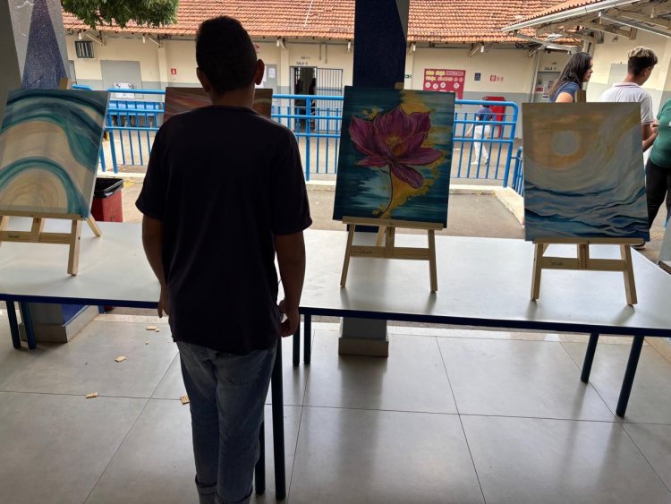 Arte e Inclusão: Exposição Itinerante celebra o Abril Azul em Taquaritinga.