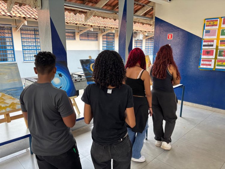 Arte e Inclusão: Exposição Itinerante celebra o Abril Azul em Taquaritinga.