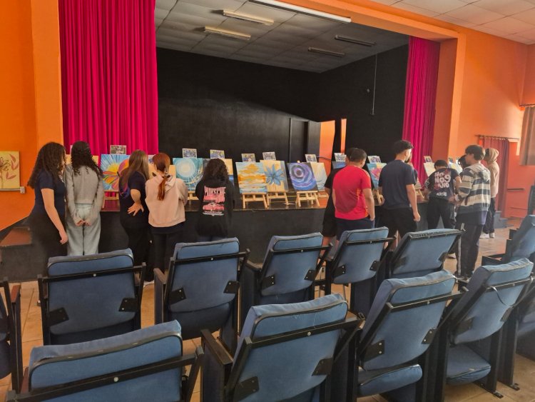 Arte e Inclusão: Exposição Itinerante celebra o Abril Azul em Taquaritinga.