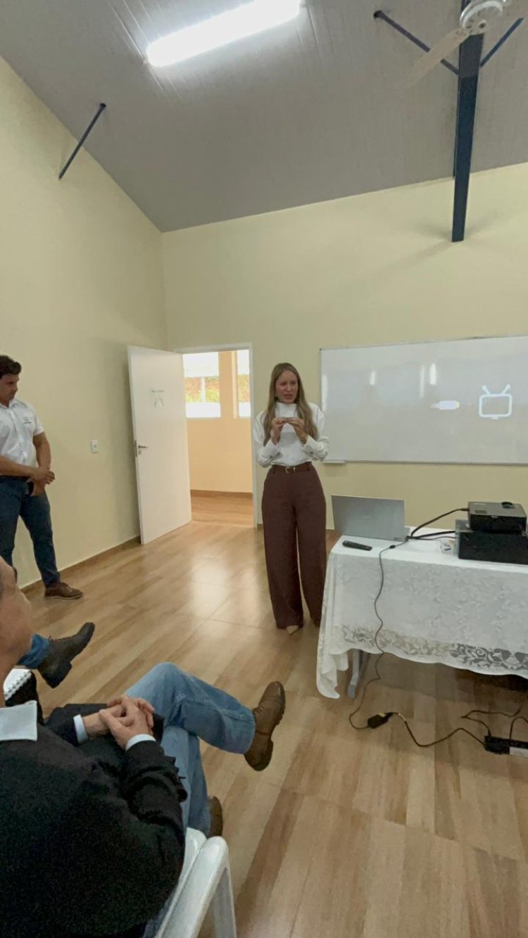 Dra. Cristiany fortalece a rede apaeana durante encontro do Conselho Serra dos Cristais em Itatiba