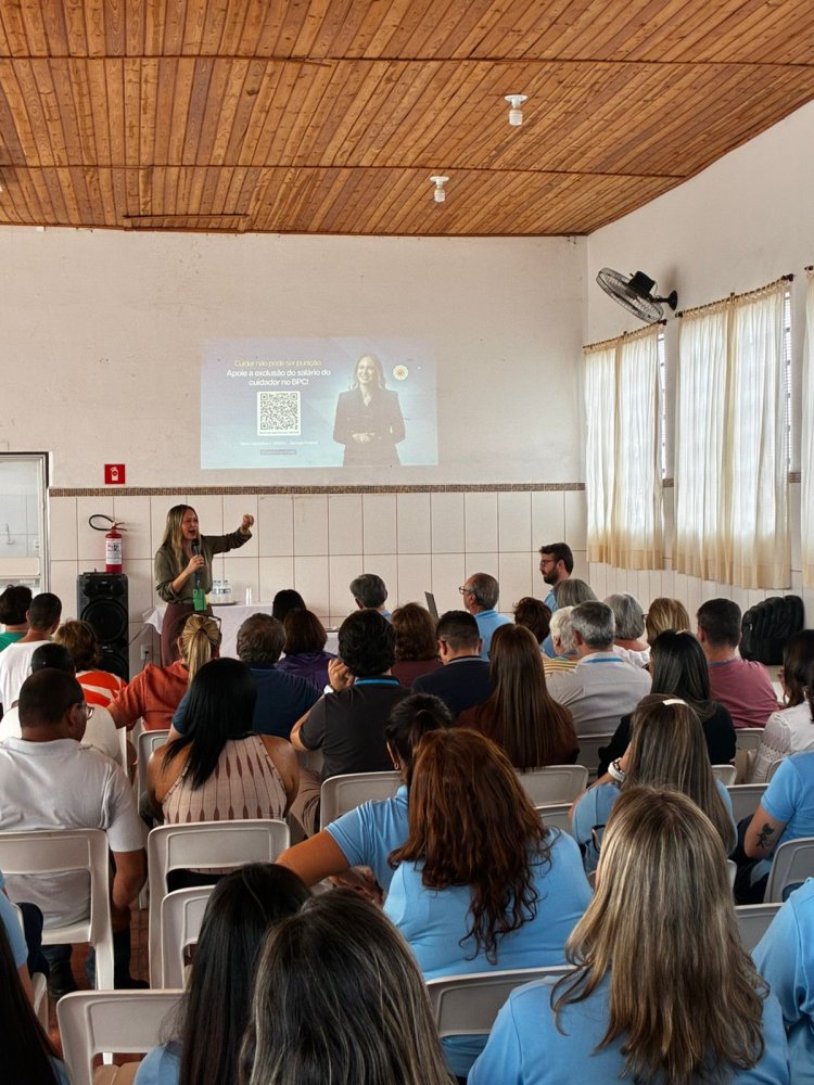 Dra. Cristiany de Castro fortalece debates sobre acolhimento, inclusão e famílias durante reunião do Conselho Ouro Verde