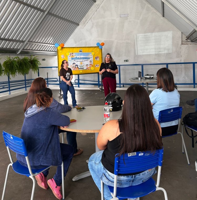 "APAE E FAMÍLIA: LAÇOS QUE ACOLHEM" projeto da APAE de Taquaritinga