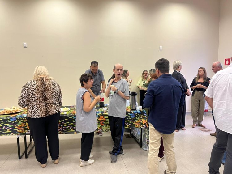 Conselho Rio Turvo fortalece articulação da Rede APAE com liderança mobilizadora de Dra. Cristiany de Castro