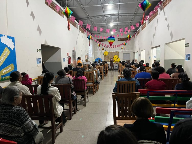 Famílias, inclusão e direitos pautam palestra de Dra. Cristiany de Castro em Osvaldo Cruz