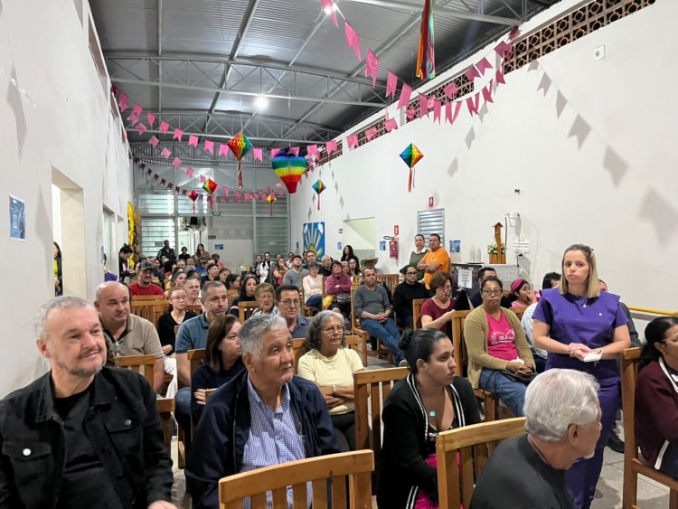 Famílias, inclusão e direitos pautam palestra de Dra. Cristiany de Castro em Osvaldo Cruz