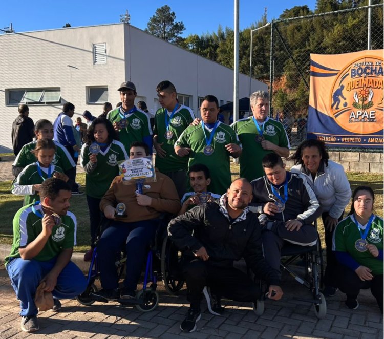 Alunos da APAE de Mogi participam do 1º Festival de Bocha e Queimada em Biritiba Mirim