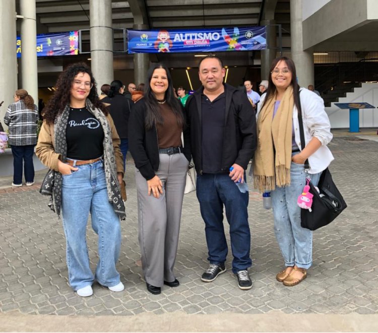 Profissionais da APAE de Mogi participam de formação sobre autismo promovida pela FEAPAES-SP