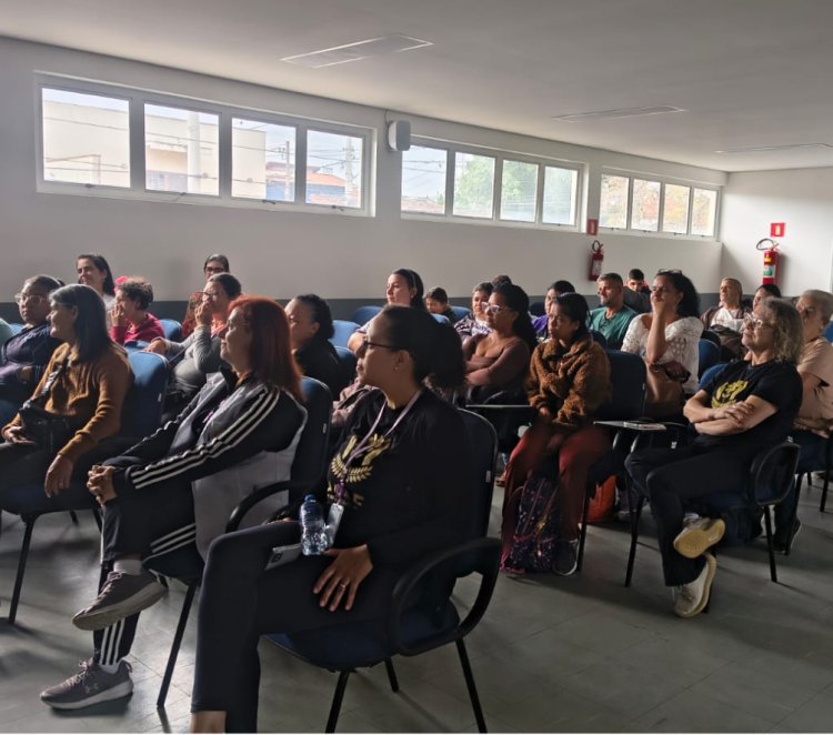 Exibição de documentário marca início do projeto Formas e Cores na APAE de Mogi das Cruzes
