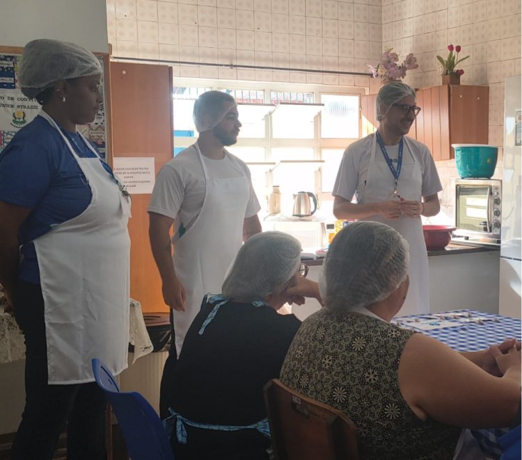 Oficina “Mãos que Afetam” transforma preparo do pão em experiência de acolhimento e convivência na APAE de Mogi