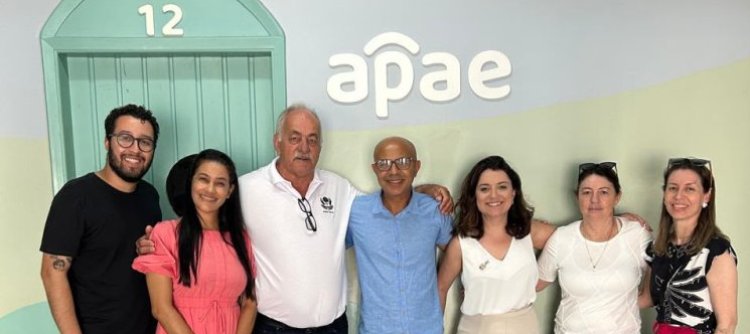 APAE de Tatuí recebe visita da APAE de Boituva para troca de experiências e fortalecimento de parcerias