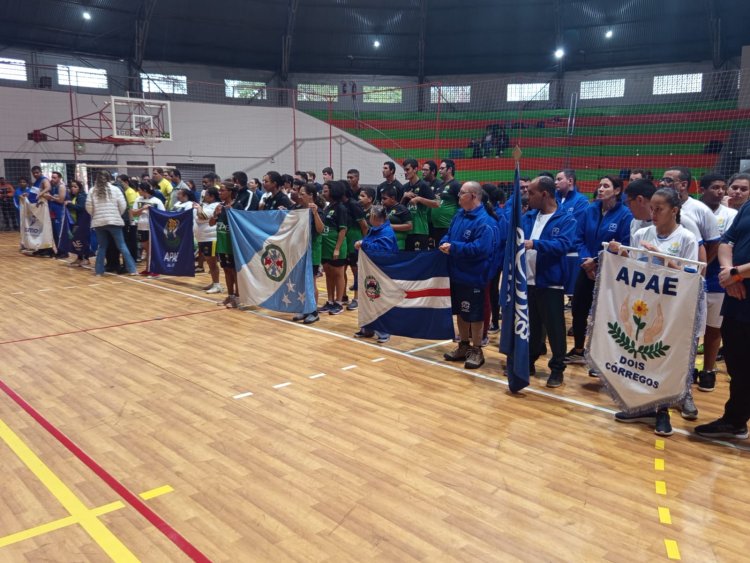 4ª etapa do Circuito Especial de Atletismo e Esportes Adaptados reúne APAEs em Pederneiras