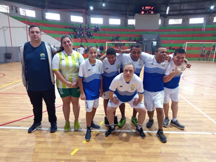 4ª etapa do Circuito Especial de Atletismo e Esportes Adaptados reúne APAEs em Pederneiras